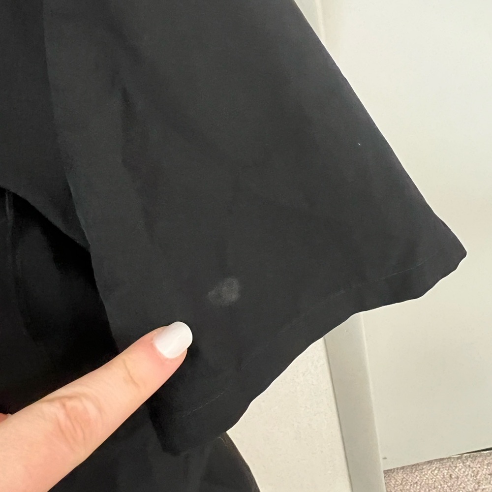 Women’s Black V-Neck Scrub top - Picture 3 of 7
